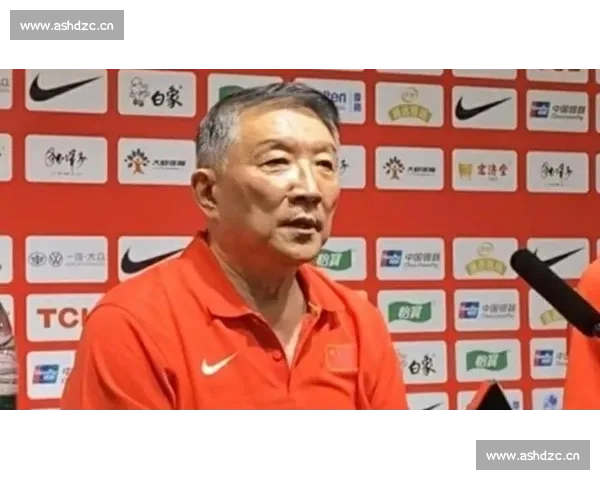 李梦缺席热身赛原因揭晓 宫鲁鸣:伤病恢复优先